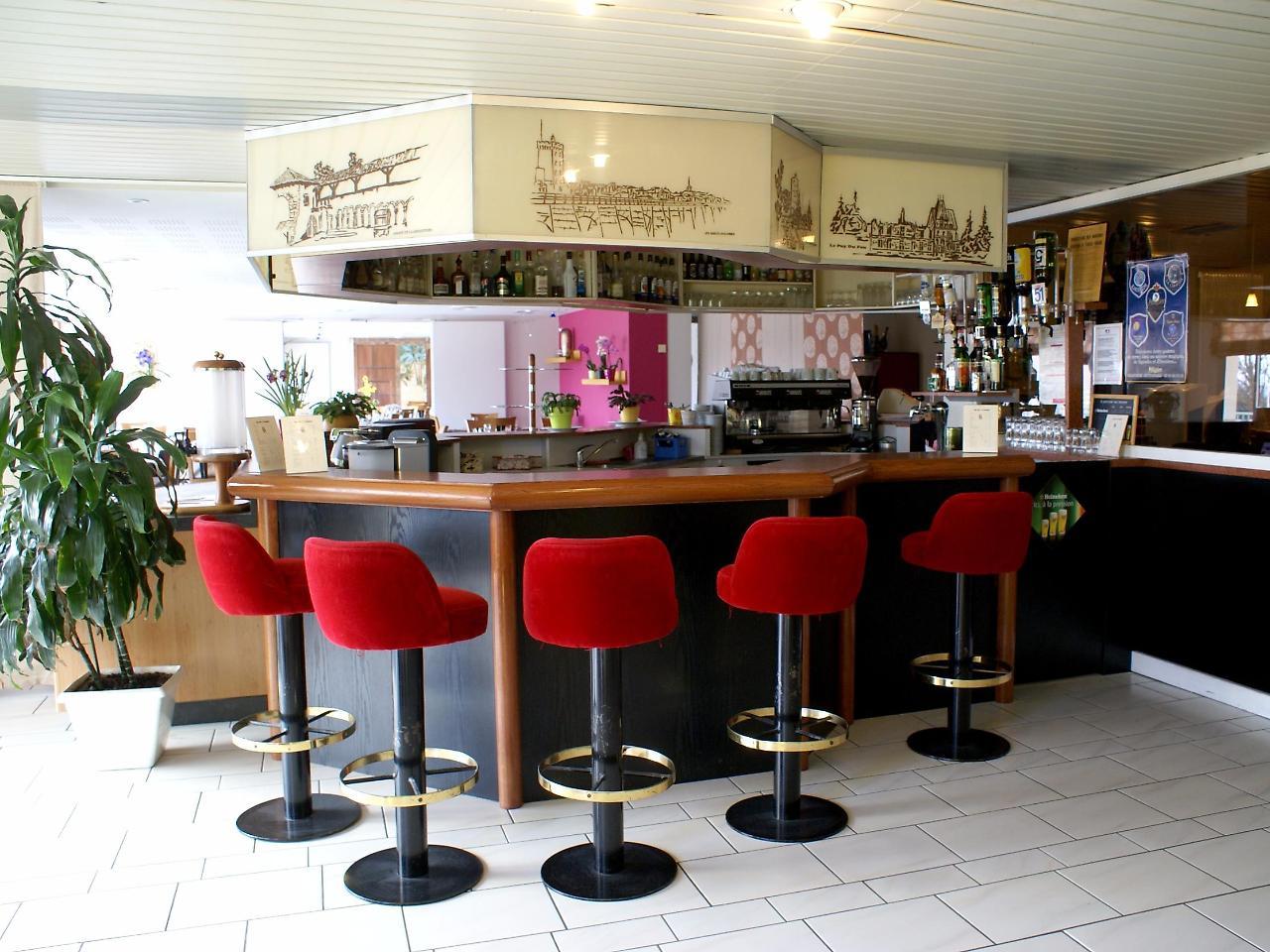 Logis Hotel Restaurant Aloe Les Herbiers Dış mekan fotoğraf