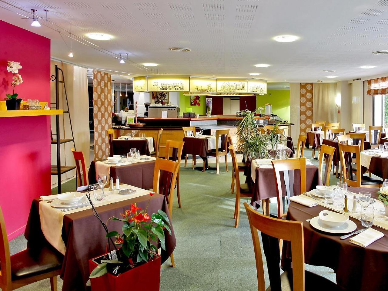 Logis Hotel Restaurant Aloe Les Herbiers Dış mekan fotoğraf