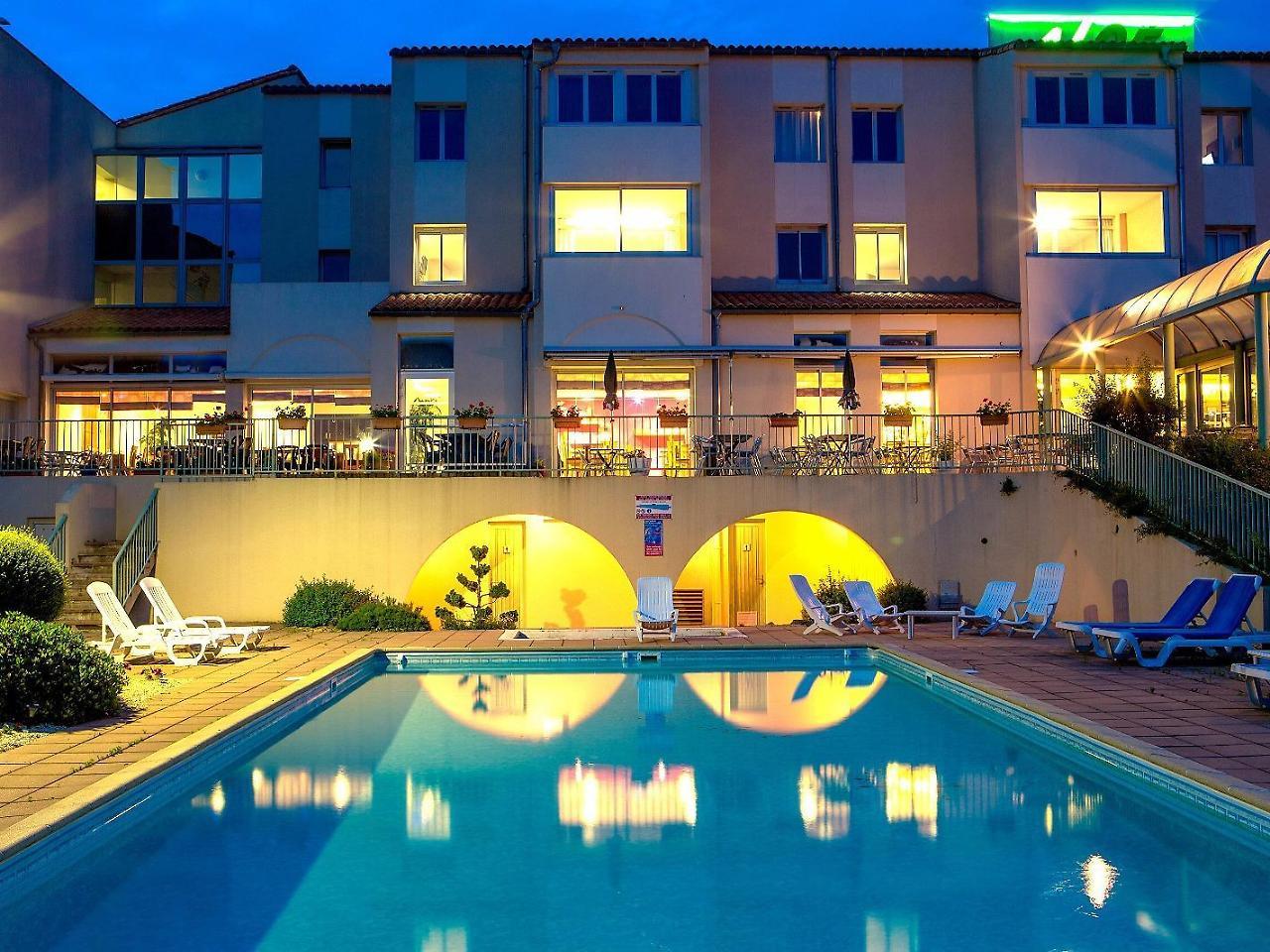 Logis Hotel Restaurant Aloe Les Herbiers Dış mekan fotoğraf