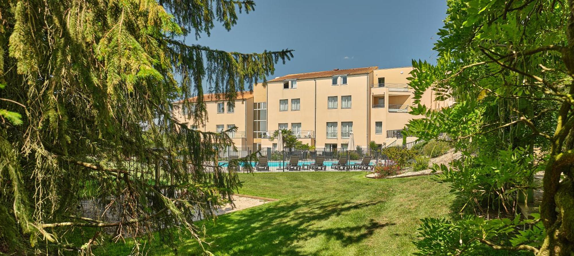 Logis Hotel Restaurant Aloe Les Herbiers Dış mekan fotoğraf